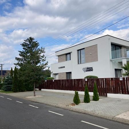Mineral Apartman Diamond Nyíregyháza Екстериор снимка