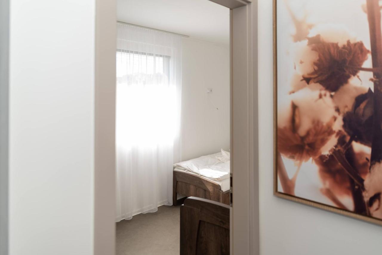 Mineral Apartman Diamond Nyíregyháza Екстериор снимка
