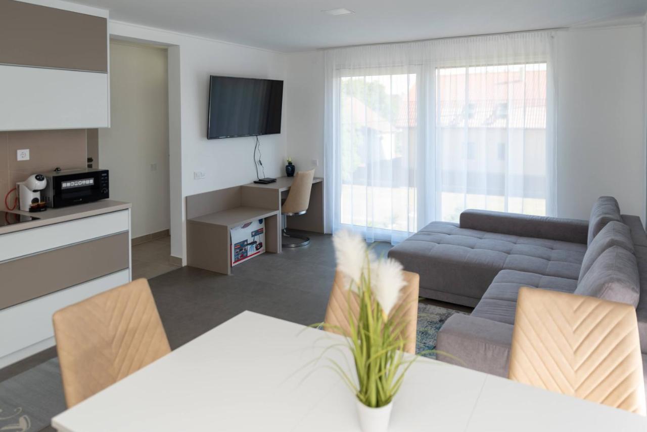 Mineral Apartman Diamond Nyíregyháza Екстериор снимка